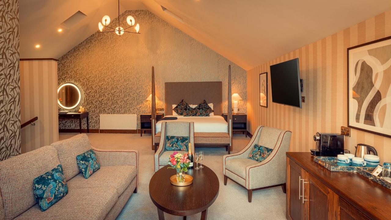 Cavan Crystal Hotel Ngoại thất bức ảnh
